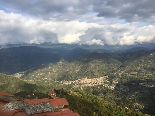 Appartamento in vendita a Perinaldo IM