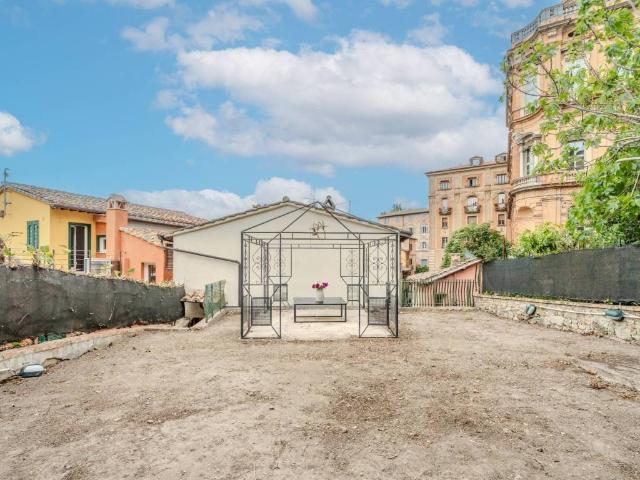 Appartamento in vendita a Perugia PG