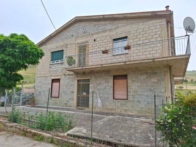 Appartamento in vendita a Petralia Soprana PA