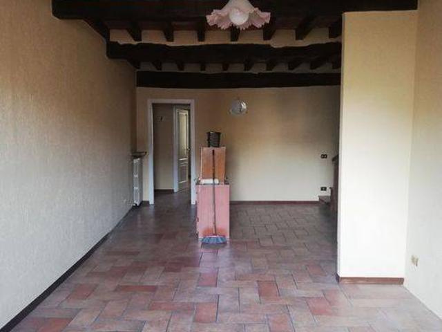 Appartamento in vendita a Pianello Val Tidone PC