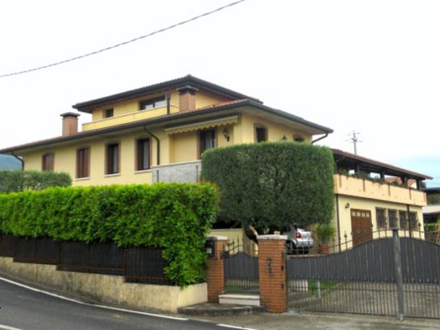 Appartamento in Vendita a Pianezze
