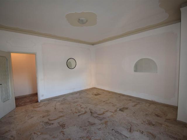 APPARTAMENTO in VENDITA a PIACENZA B.RA GENOVA di 5 vani