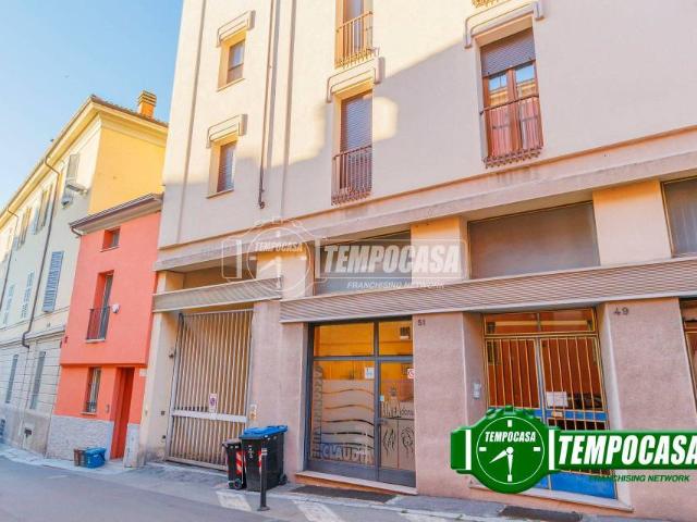 Appartamento in vendita a Piacenza via Borghetto 51, Piazzale Milano Stazione