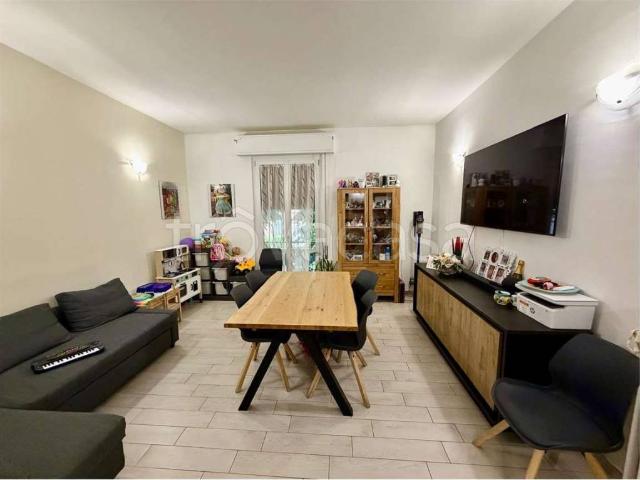 Appartamento in vendita a Piacenza, Via Colombo
