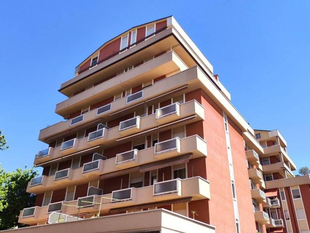 Appartamento in vendita a Piacenza
