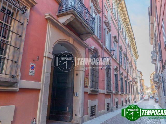 Appartamento in vendita a Piacenza