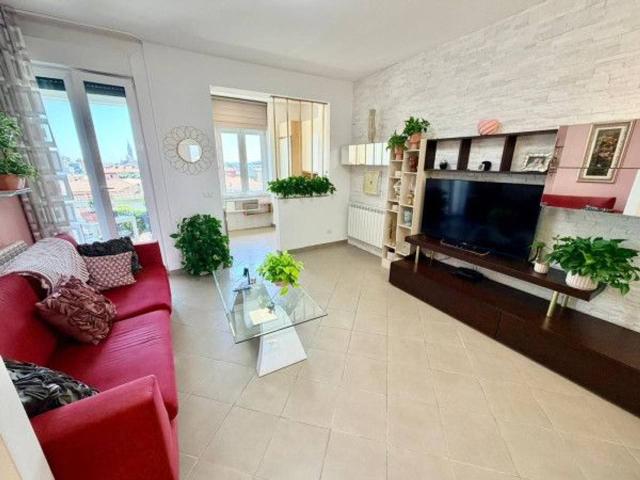 Appartamento in vendita a Piacenza