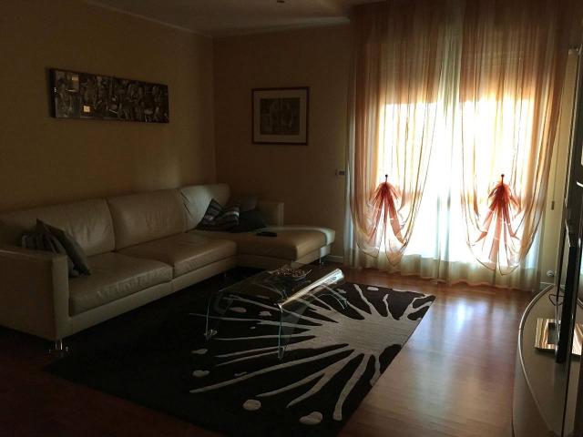 Appartamento in vendita a Piacenza