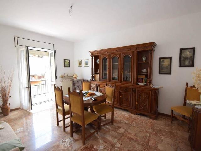 Appartamento in vendita a Piacenza