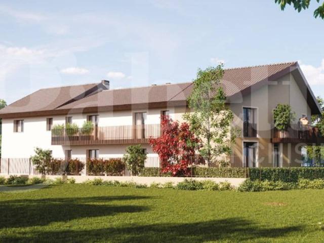 Villa plurifamiliare in vendita a Piacenza