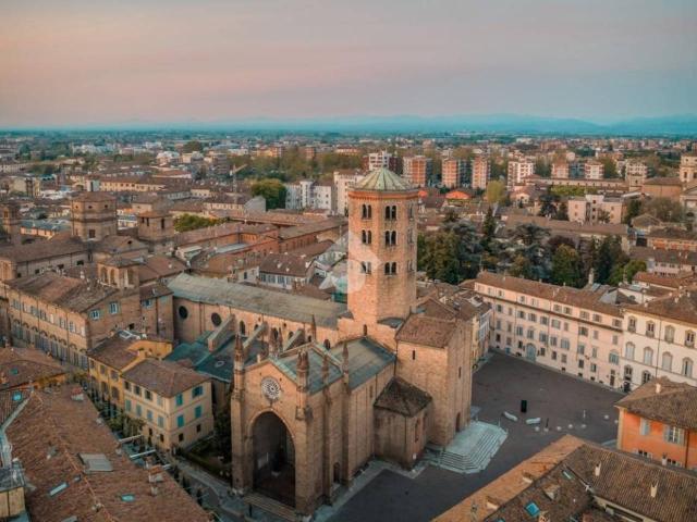 Appartamento in vendita a Piacenza