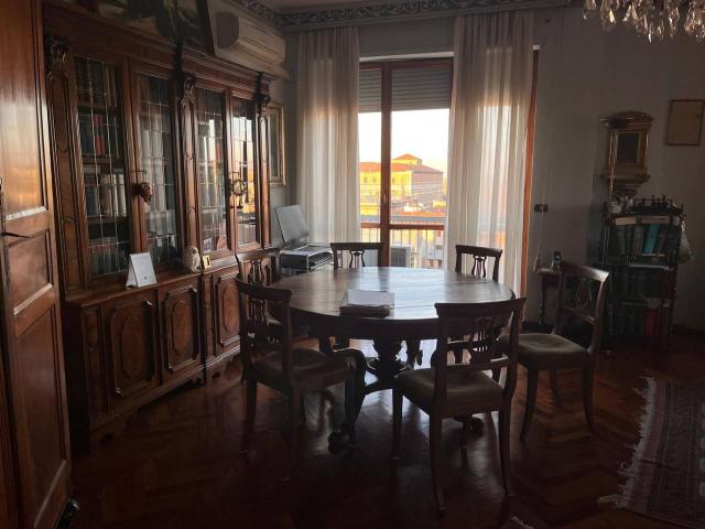 Appartamento in vendita a Piacenza