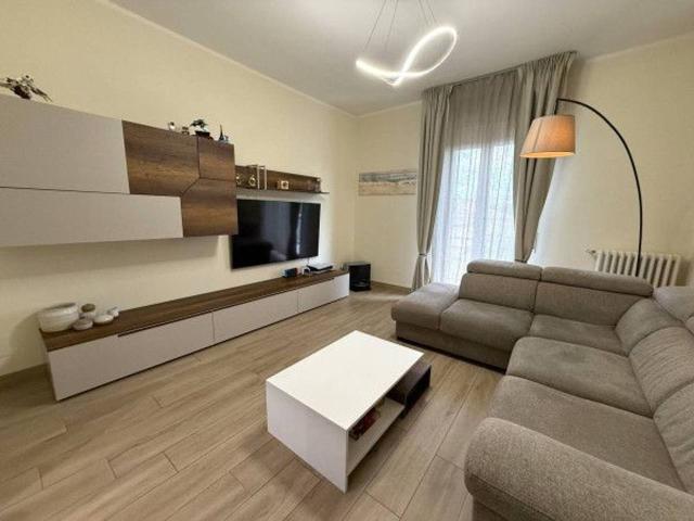 Appartamento in vendita a Piacenza