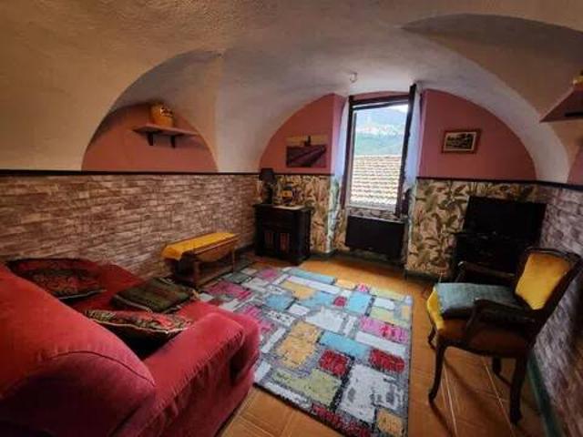 Appartamento in vendita a Pigna IM