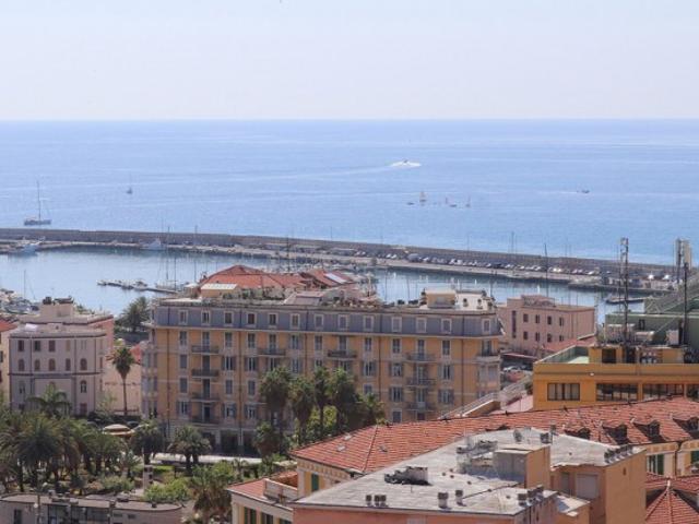 Appartamento in vendita a Pigna, Sanremo