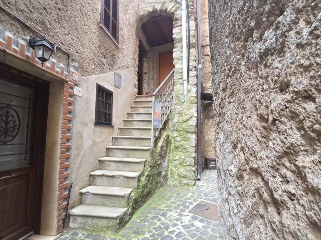 Appartamento in vendita a Piglio FR
