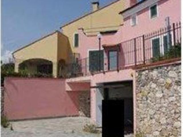 Appartamento in vendita a Pietra Ligure