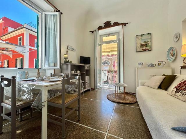 Appartamento in vendita a Pietra Ligure SV
