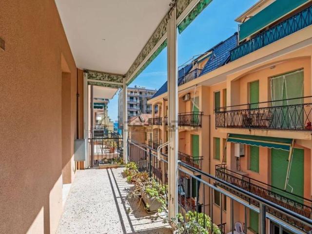 Appartamento in vendita a Pietra Ligure SV