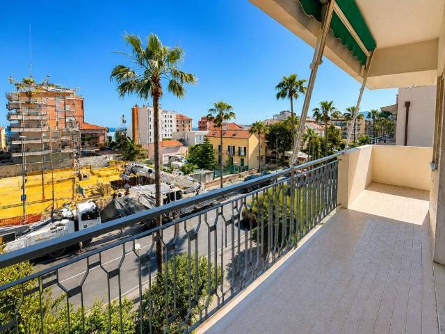 Appartamento in vendita a Pietra Ligure SV