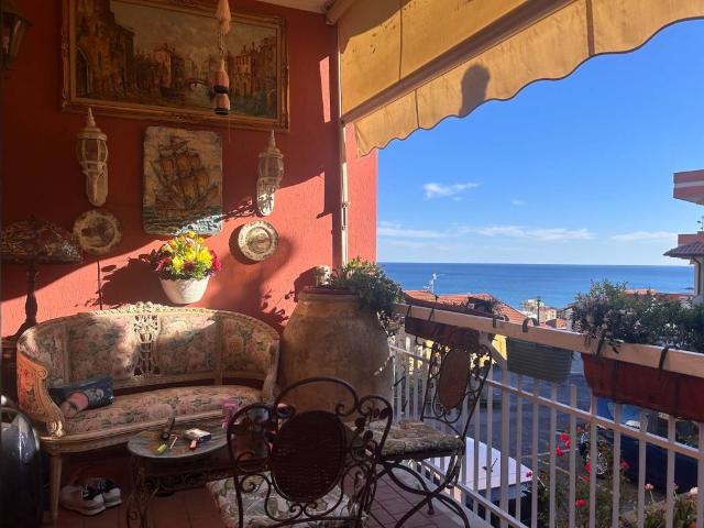 Appartamento in vendita a Pietra Ligure SV