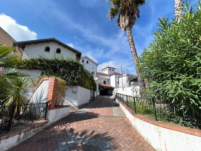 Appartamento in vendita a Pietra Ligure SV