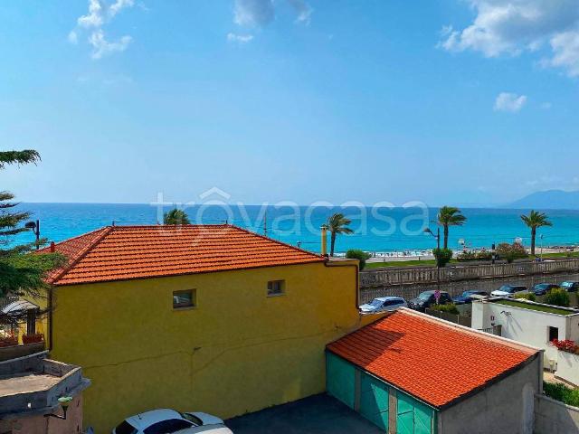Appartamento in vendita a Pietra Ligure viale Europa, 303