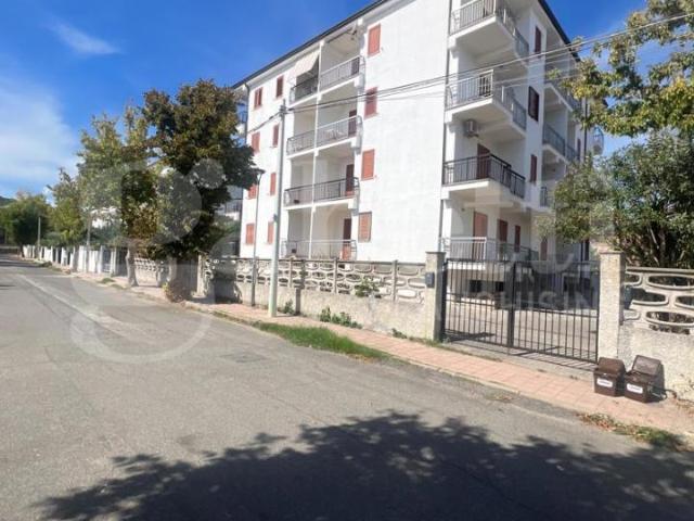 Appartamento in vendita a Pietrapaola