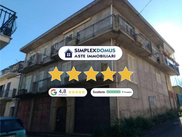 Appartamento in vendita a Pietraperzia EN