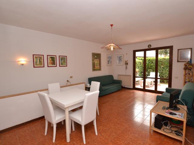 APPARTAMENTO in VENDITA a PIETRASANTA MARINA DI PIETRASANTA di 4 vani