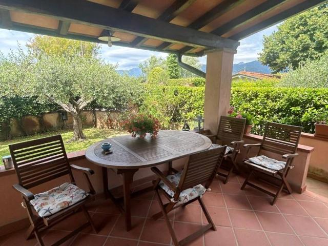 Appartamento in vendita a Pietrasanta LU