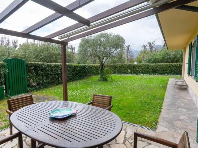 Appartamento in vendita a Pietrasanta LU