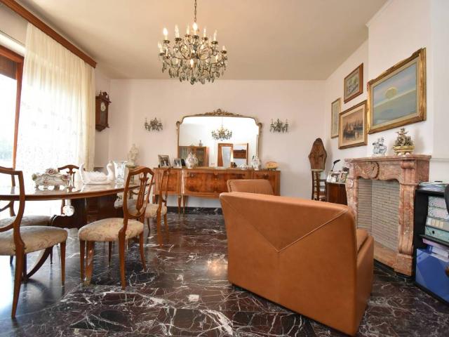 Appartamento in vendita a Pietrasanta LU