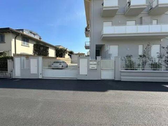 Appartamento in vendita a Pietrasanta LU