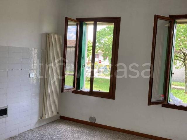 Appartamento in vendita a Pieve del Grappa via Giuseppe Garibaldi