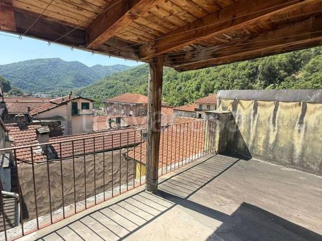 Appartamento in vendita a Pieve di Teco corso Mario Ponzone