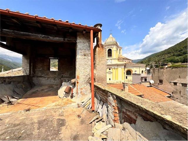 Appartamento in vendita a Pieve di Teco IM