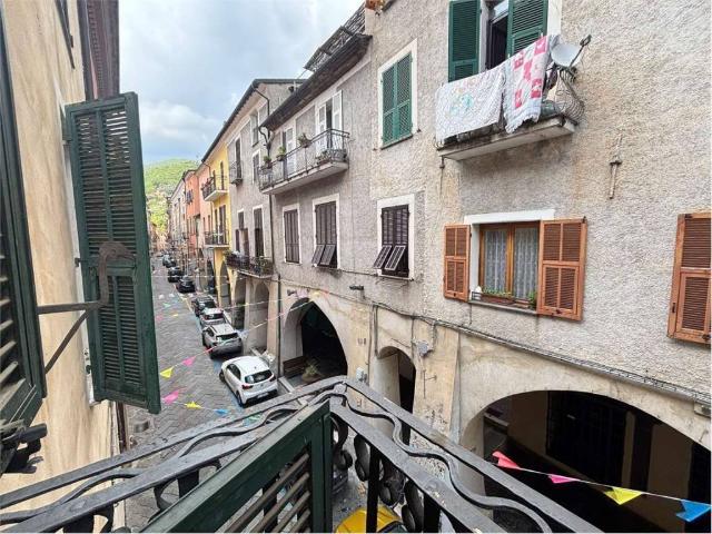 Appartamento in vendita a Pieve di Teco IM