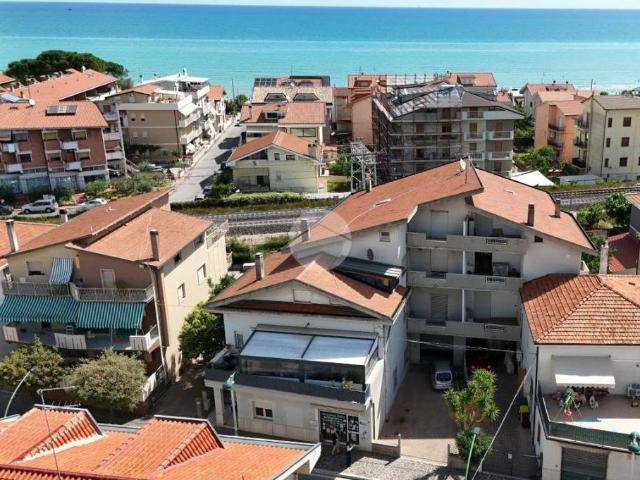 Appartamento in vendita a Pineto via Cesare De Titta, 11