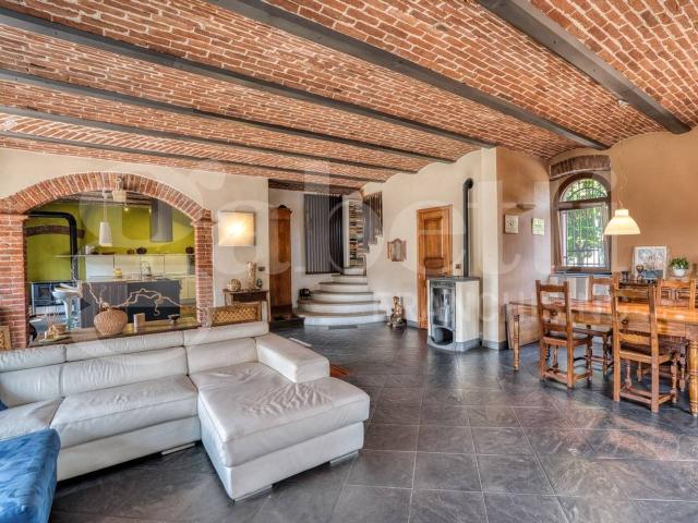 Cascina in vendita a Pinerolo
