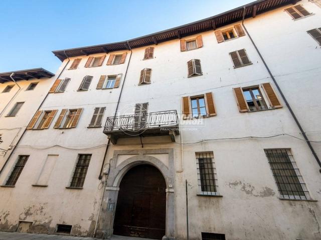 Appartamento in vendita a Pinerolo