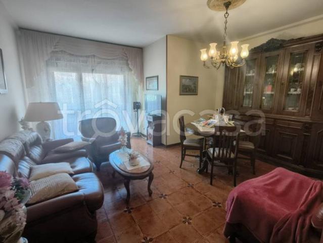 Appartamento in vendita a Pisa via Vasco Viviani, Le Piagge