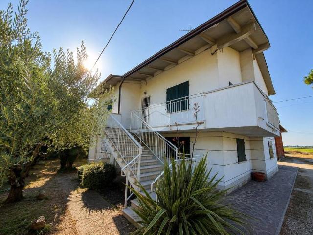 Villa singola in vendita a Pisignano, Cervia