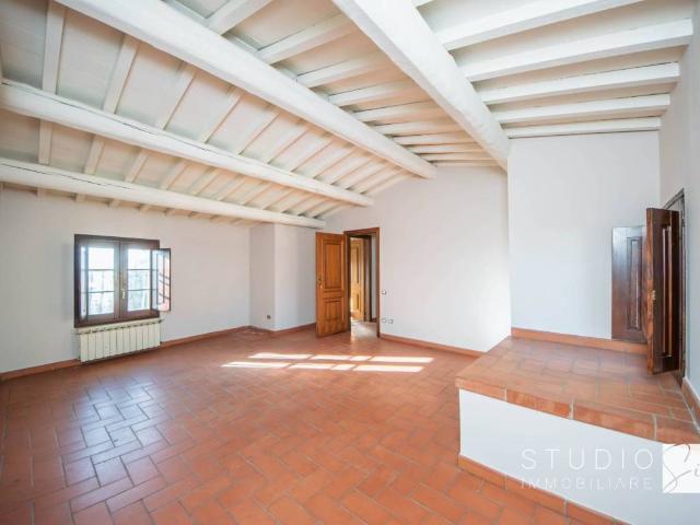 Appartamento in vendita a Pistoia PT