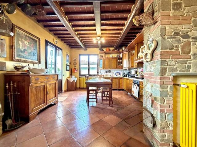 Appartamento in vendita a Pistoia PT