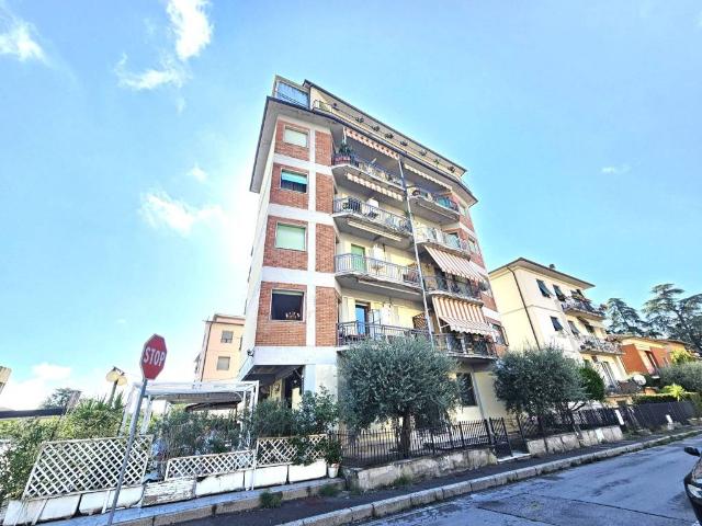 Appartamento in vendita a Pistoia PT