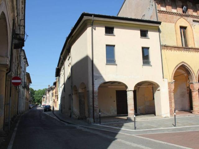 Appartamento in vendita a Pizzighettone CR