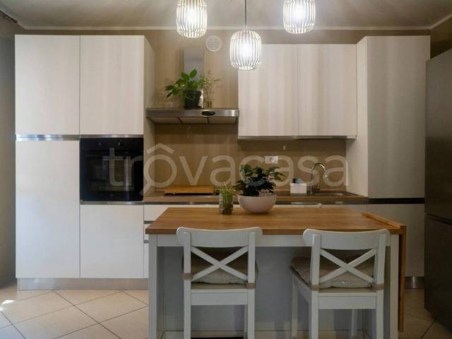 Appartamento in vendita a Pocapaglia strada Crivallo, 16