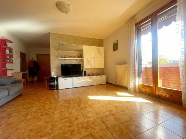 Appartamento in vendita a Poggibonsi 92 mq Rif: 1354095