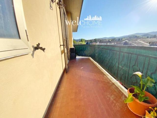 Appartamento in vendita a Poggio a Caiano 105 mq Rif: 1406840